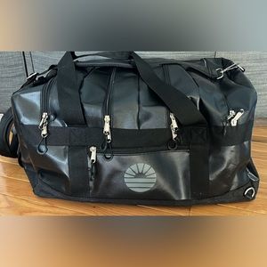 Tobiq duffel